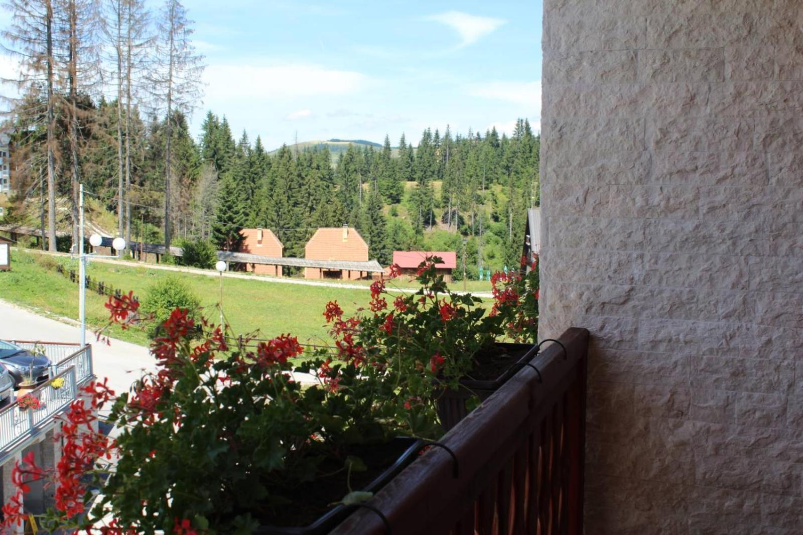 In Hotel Zlatar Ex Zlatarski Biseri Nova Varoš Kültér fotó